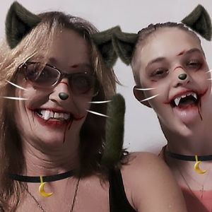 Meet your Posher, Renee